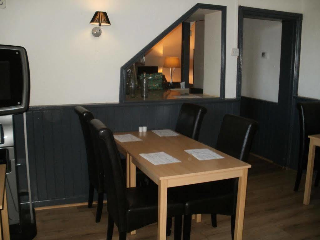 The Crown Inn Keynsham Extérieur photo